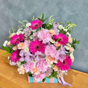 Peachy Petals & Pink Peach and Pink Flower Mix